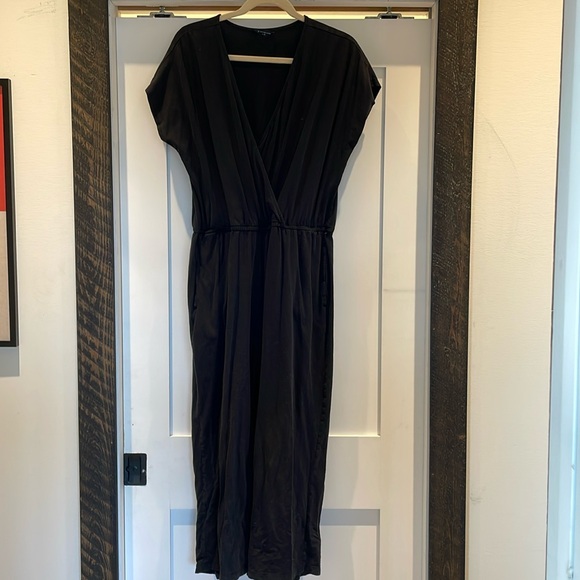 Short-sleeve cropped jumpsuit - Picture 1 of 1